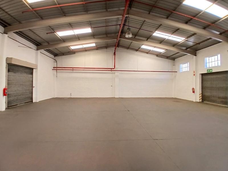 To Let Commercial Property for Rent in Maitland Western Cape